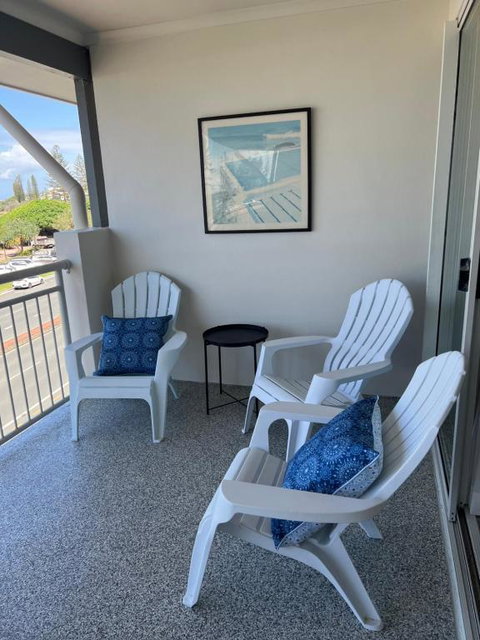 Ocean View - Alexandra Headlands Beachfront Unit - Accommodation Search 1