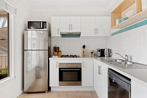 Ocean Breeze - Accommodation Search 1