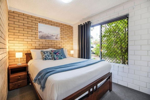 Ocean Waves Alexandra Headland - Accommodation Search 1