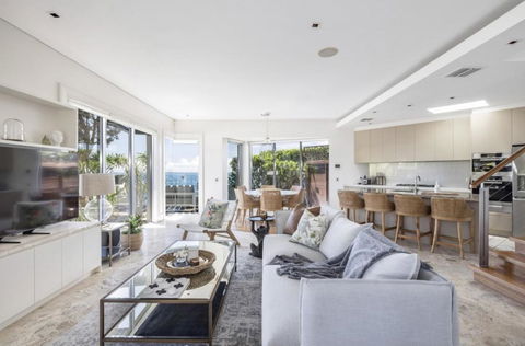 Oceanfront Beach Pad - Accommodation Search 1