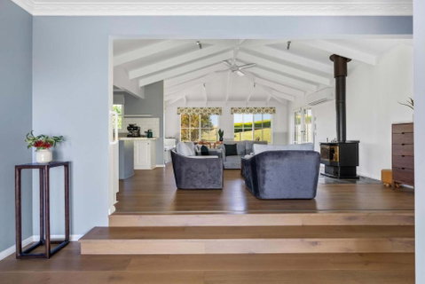 Oceanview On The Hill - Accommodation Search 3