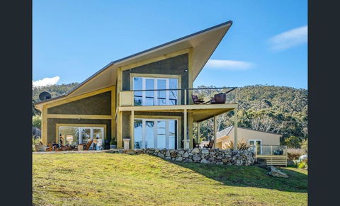 On The Huon River - Accommodation Search 0