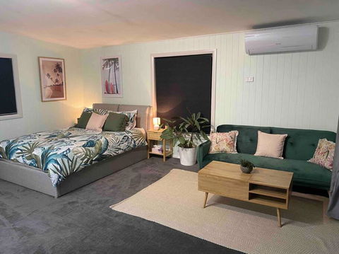 On Track Getaway - Accommodation Search 1
