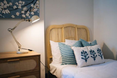 OnceUp A BlueMoon Terrace Nr CBD - Accommodation Search 1