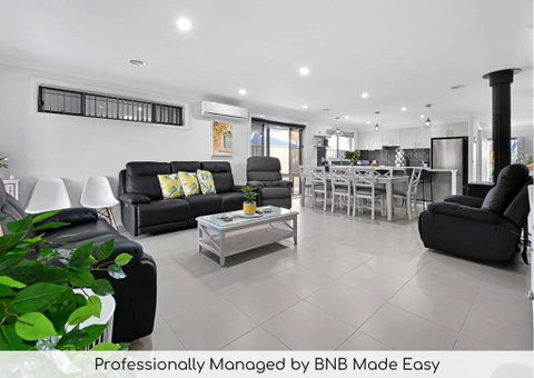 Ophir - Large Entertainer, Sleeps 11 - Accommodation Search 0