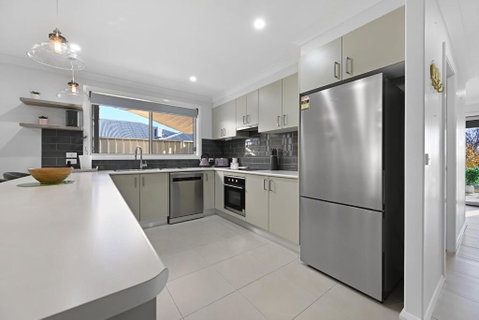 Ophir - Large Entertainer, Sleeps 11 - Accommodation Search 1
