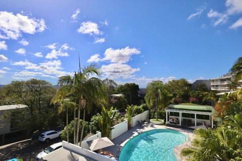 Opulent Noosa Hinterland Sunsets - Accommodation Search 1