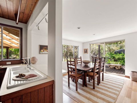 Orchard Homestead Countryside Retreat - Accommodation Search 2