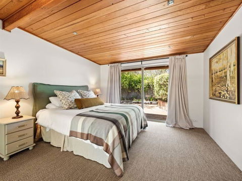 Orchard Homestead Countryside Retreat - Accommodation Search 1