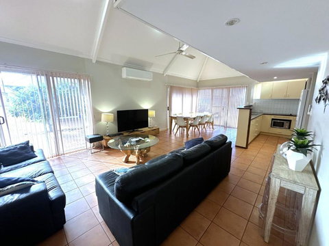 Osprey Holiday Village Unit 117 - Accommodation Search 3