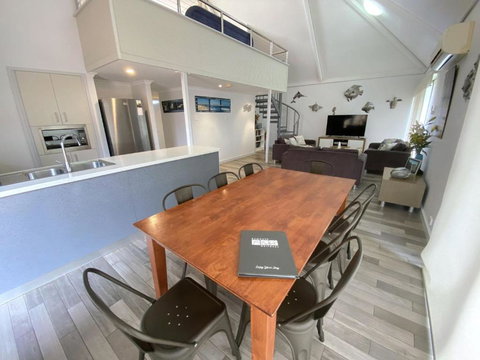 Osprey Holiday Village Unit 121 - Accommodation Search 0