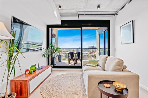 Ovation - New Footscray Apt W Parking & Pool - Accommodation Search 0