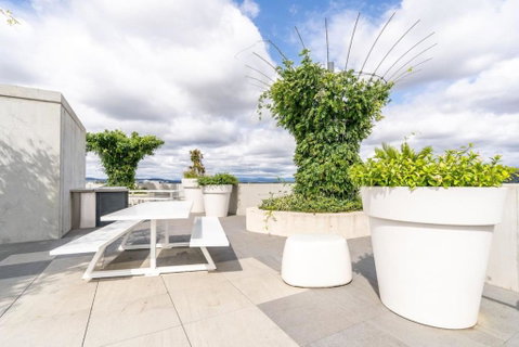 On Forbes Apt 4 Mins To Canberra Centre - Accommodation Search 3