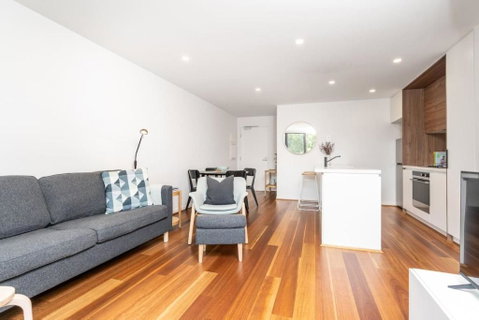 On Forbes Apt 4 Mins To Canberra Centre - Accommodation Search 0