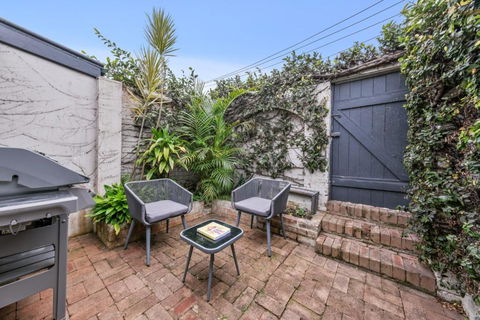 Paddington Retreat - Accommodation Search 3