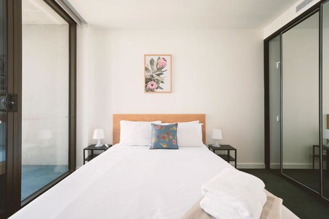 Patio Mt View 1BR Apt In CBD Near ANU And Museum With Free Parking And WiFi - Accommodation Search 3