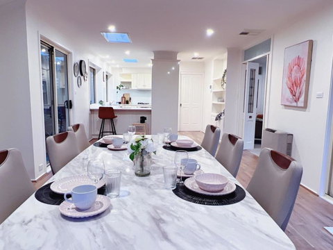 Patterson Lakes Charming 2 Bedroom House / VPL244 - Accommodation Search 0