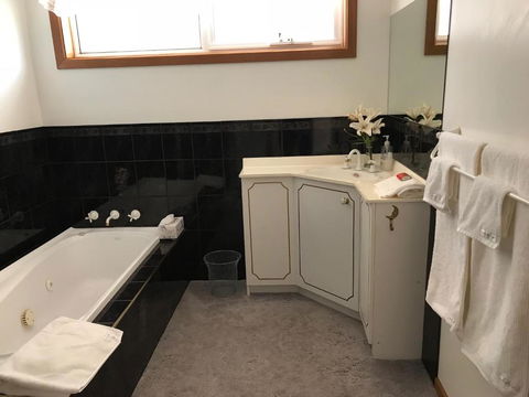 Penguin Seaside Homestay - Accommodation Search 3