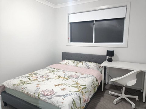 Peaceful Room In Modern And Spacious Baulkham Hills Home - BH2 - Accommodation Search 0