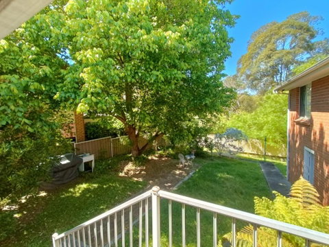 Peaceful Room In Modern And Spacious Baulkham Hills Home - BH2 - Accommodation Search 2