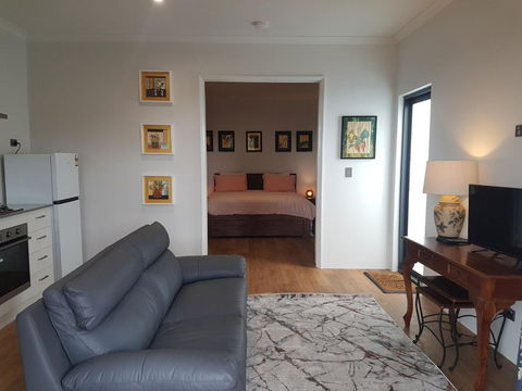 Pemberton Japanese Garden Studio - Accommodation Search 2