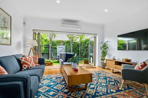 Perfect Page St Home 3Bed 2Bath Sleeps 6 - Accommodation Search 0