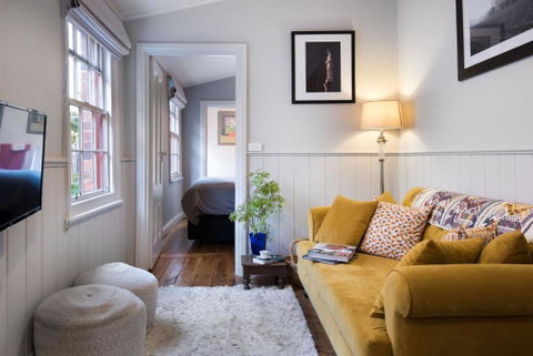 Persimmon - Accommodation Search 0