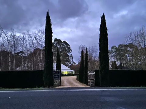 Petschel House - Accommodation Search 0