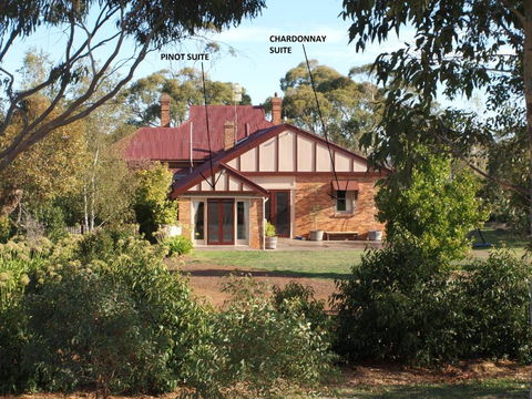 Pierrepoint Accommodation - Accommodation Search 3