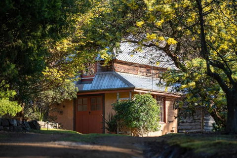Poets Ode Featuring The Donkey Shed Theatre - Accommodation Search 0