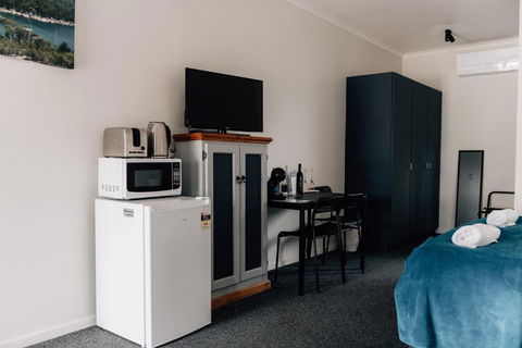 Port Albert Motel - Accommodation Search 3