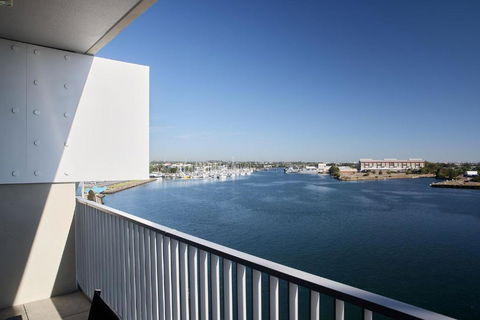 Portside On Honeysuckle - Accommodation Search 1
