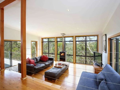 Postcards From The Edge - Accommodation Search 2