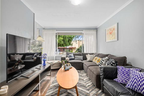 Private Pool Retreat In Watson - Accommodation Search 2