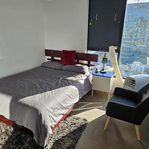 Private Bedroom & Bathroom In Shared Inner Brisbane Apartment - Accommodation Search 3