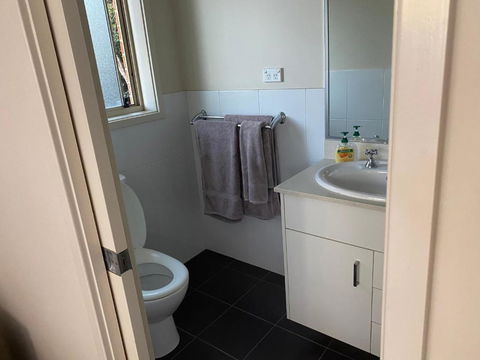 Private Room With Ensuite And Parking Close To Wollongong CBD - Accommodation Search 3