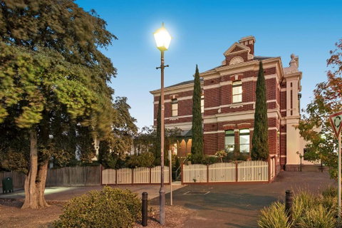 QPO QUEENSCLIFF - Accommodation Search 2