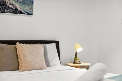 Quaint Double Room - Centrally Located At Glenfield - Shared Bathroom - Accommodation Search 2