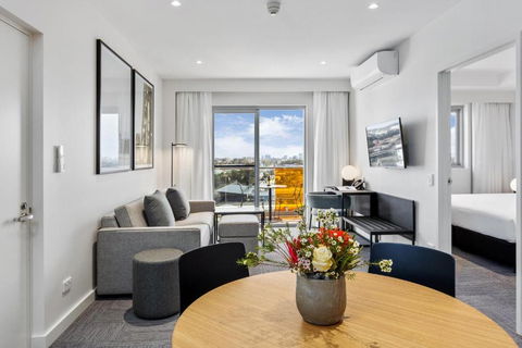Quest Watergardens - Accommodation Search 2