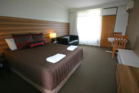 Red Cedars Motel - Accommodation Search 2