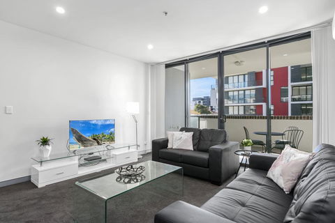 Astra Apartments Wollongong CBD - Accommodation Search 3