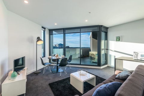 Astrina Box Hill 2 Bed Apartment - Accommodation Search 0