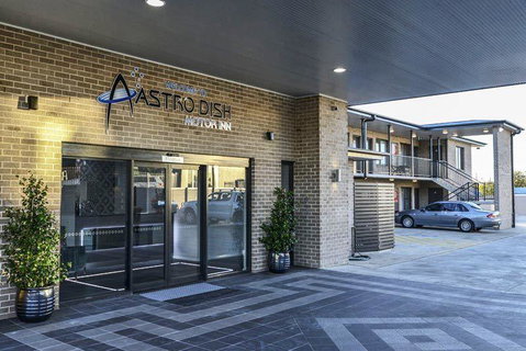 Astro Dish Motor Inn - Accommodation Search 0