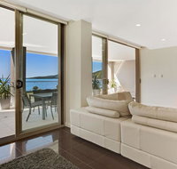 Aura apartment with Spectacular Views - Accommodation Search