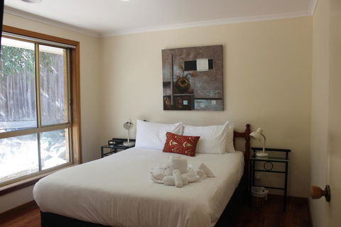 Australian Home Away @ Doncaster Anderson Creek 2 - Accommodation Search 2