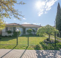 Autumn St - Trendy East Orange - Near CBD - Accommodation Search