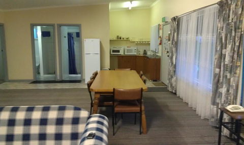 Avalon Motel - Accommodation Search 1