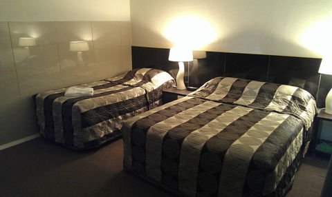 Avalon Motel - Accommodation Search 0