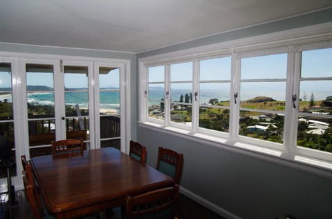 Awesome View, 4 View Street - Accommodation Search 2