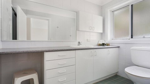 Azur 1 - South One Mile Beach - Accommodation Search 1